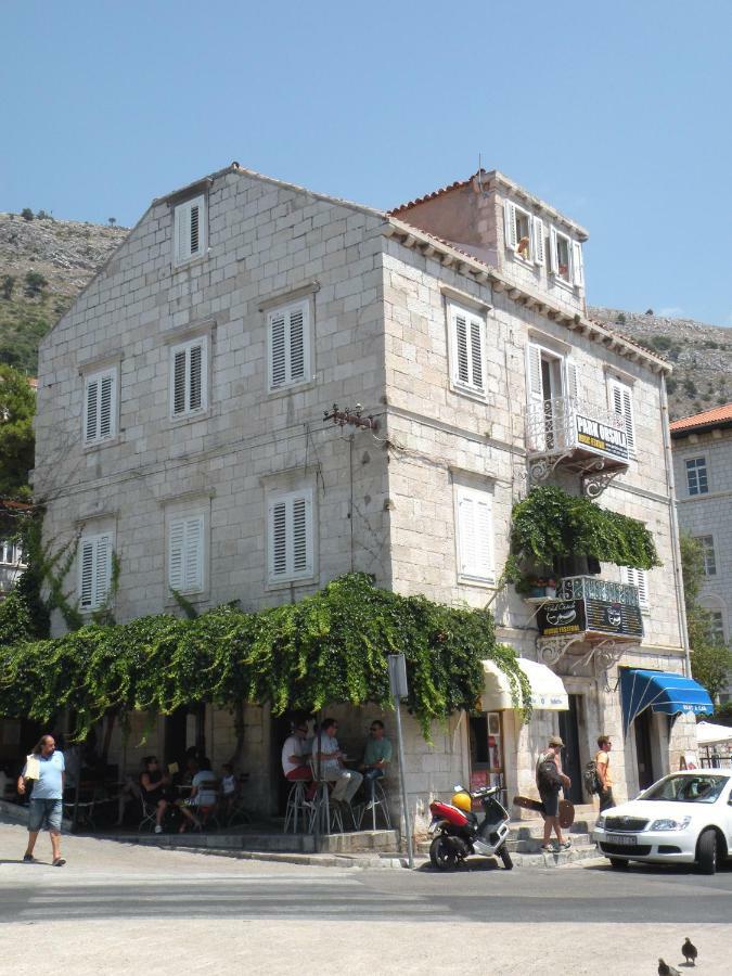 Old Town Gate Dubrovnik Exterior foto